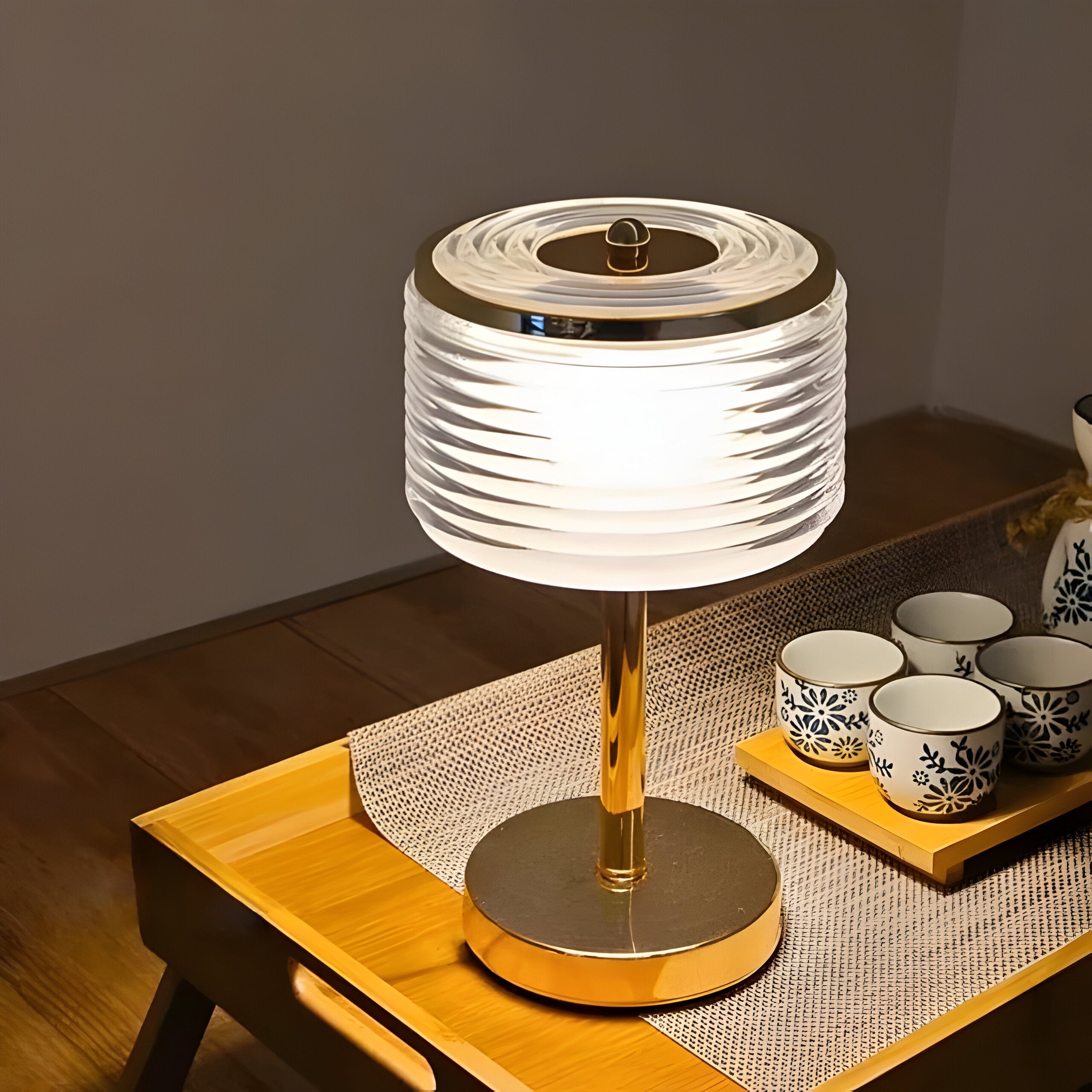 Elegant LED Ring Table Lamp - Hjalda