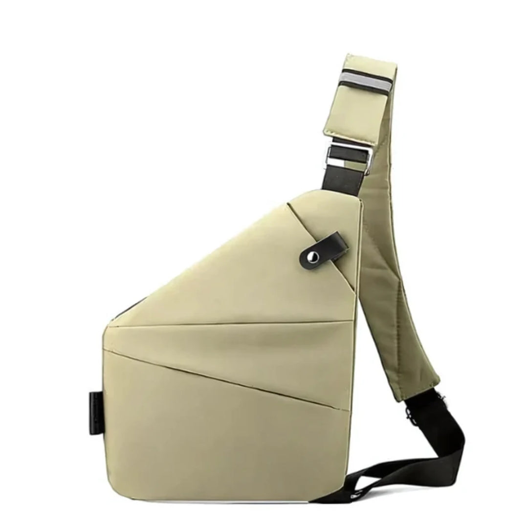 Crossbody taske set forfra med synlige lynlåslommer