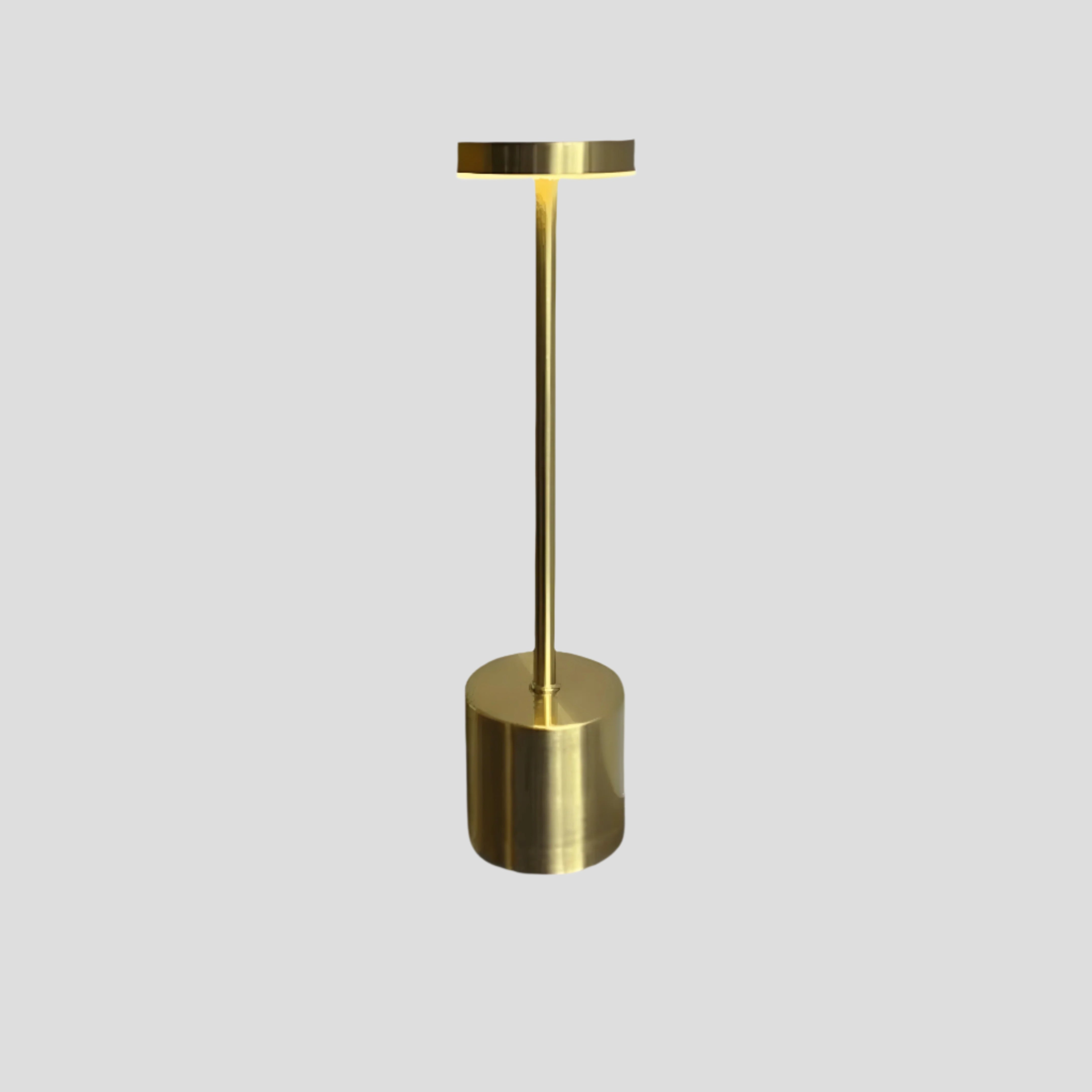 Elegant Wireless Table Lamp – Timeless Italian Design