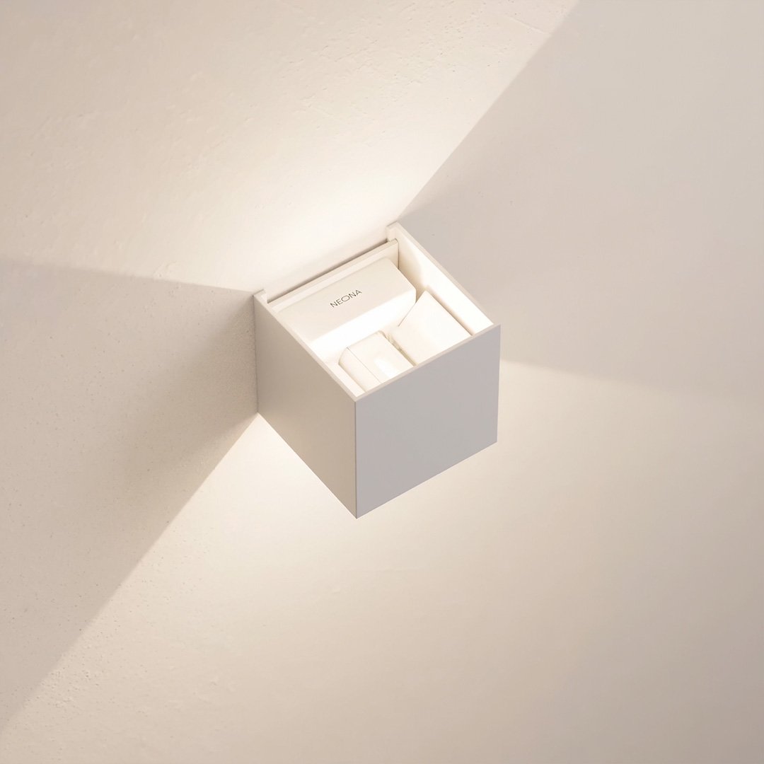 LED væglampe i aluminium – let og robust konstruktion