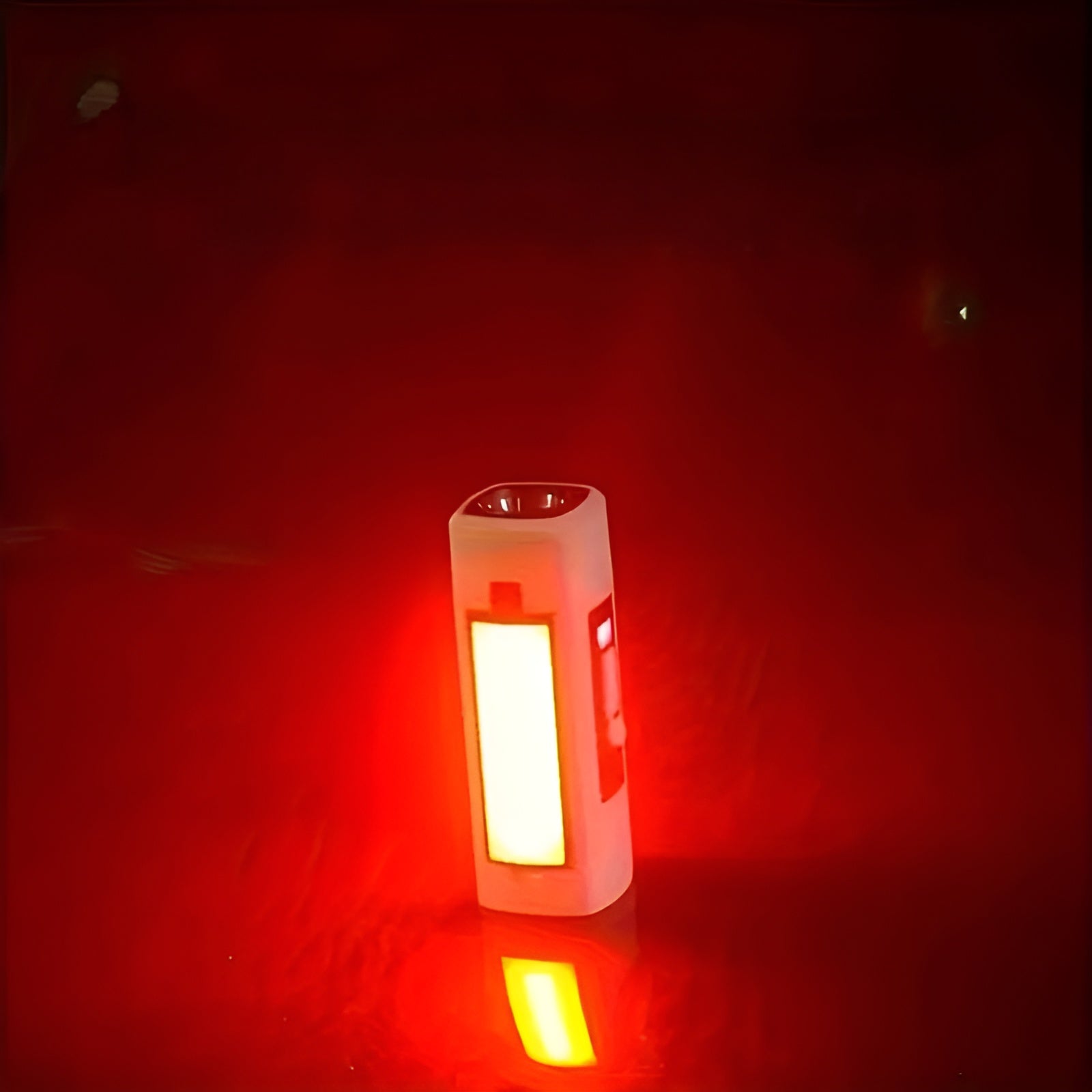 Campinglampe – Genopladelig via USB og 360° roterbar | Perfekt til udendørs brug og nødsituationer 4