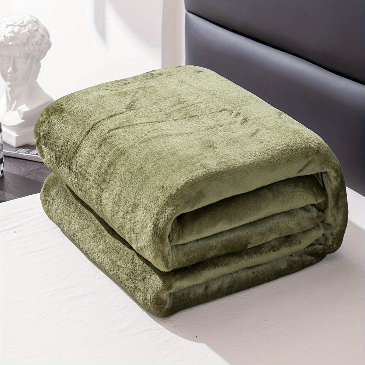 Fluffy Tæppe i Blødt Polyester – Komfortabelt og Alsidigt Tæppe til Sofa og Seng, Perfekt til Alle Sæsoner 20