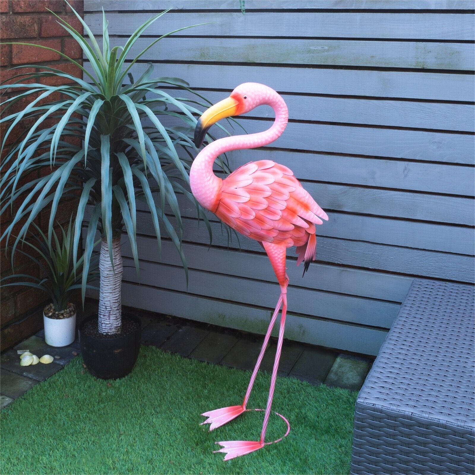 Funky Udendørs Flamingo Skulptur – Elegant 90 cm Pink Metal Dekoration til Haven 0