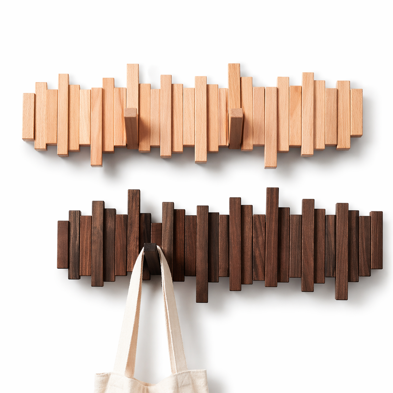 Håndlavet Træstativ i Valnød eller Bøgetræ – Fleksibel Krogopbevaring til Dit Hjem, Nem Montering og Unikt Design 1