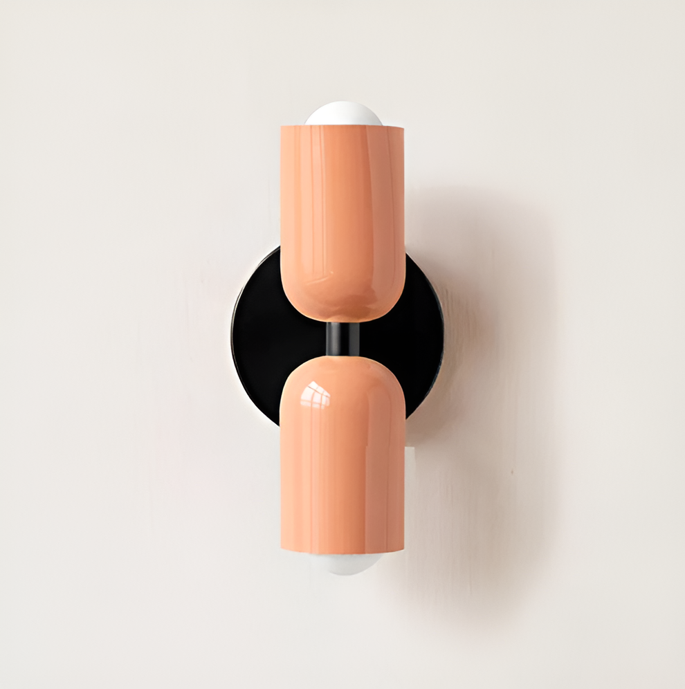 Væglampe set fra siden – diameter 120 mm, højde 255 mm