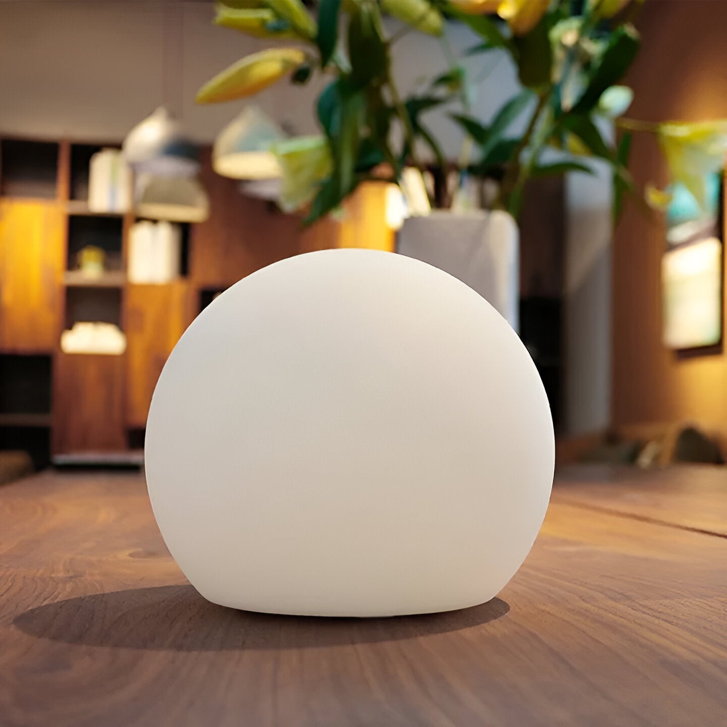 LED-bordlampe – Atmosfærisk lysende kugle | Perfekt til stue og soveværelse 1