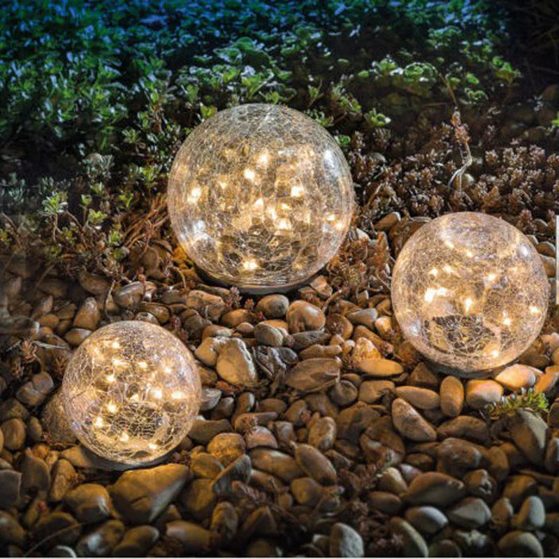 Kuglelampe til bord eller terrasse med flade fod – solcelledrevet