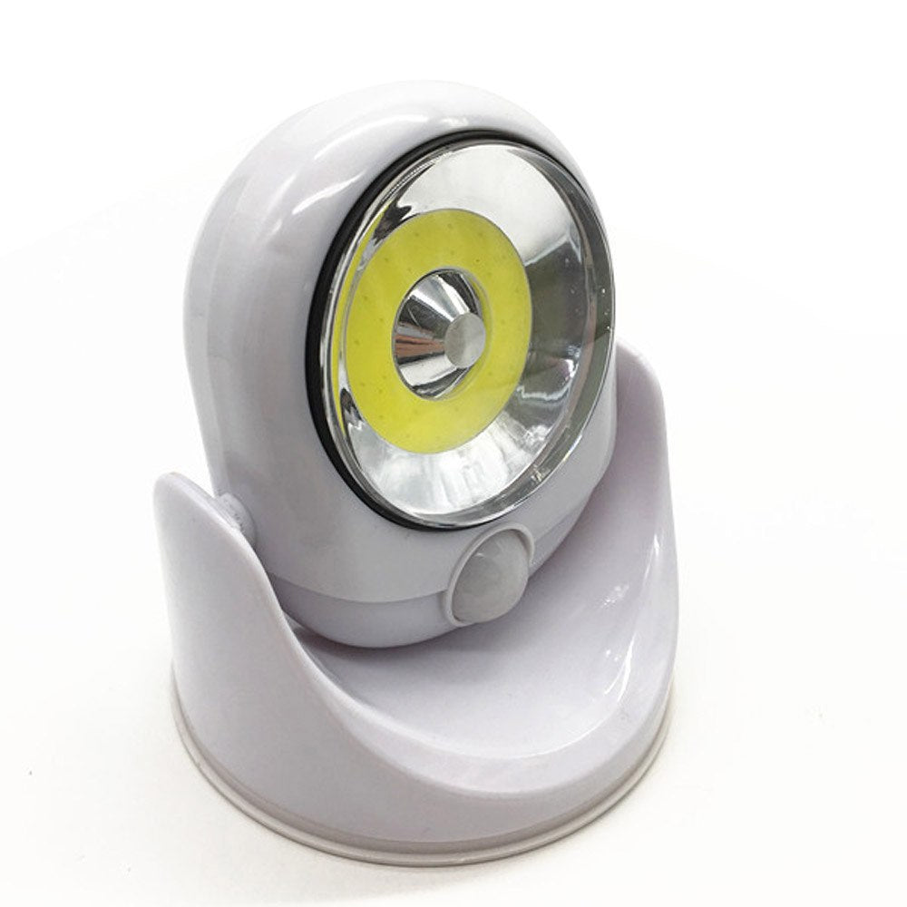 Trådløs LED-lampe med Bevægelsessensor – 450 Lumen til Indendørs og Udendørs Sikker Belysning 4