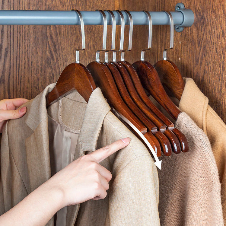 Trætøjsbøjler – Holdbare og Elegante Bøjler til Garderobe, Ideelle til Hjem og Professionelt Brug 6