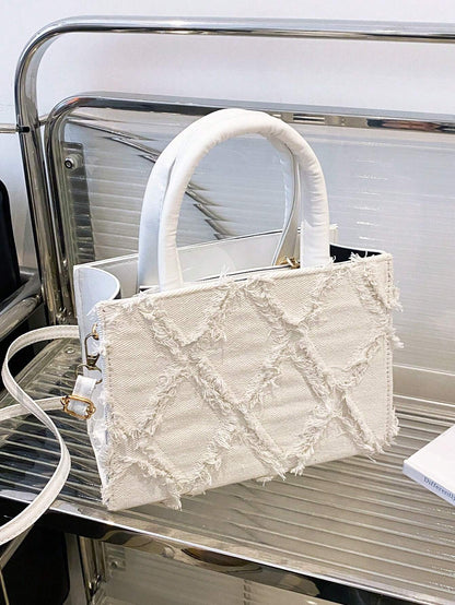 Crossbody taske til fest i blank PU-læder – detalje af diamantmønster