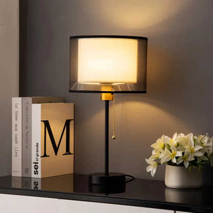 Vintage bordlampe med dobbelt stofskærm i bronze finish