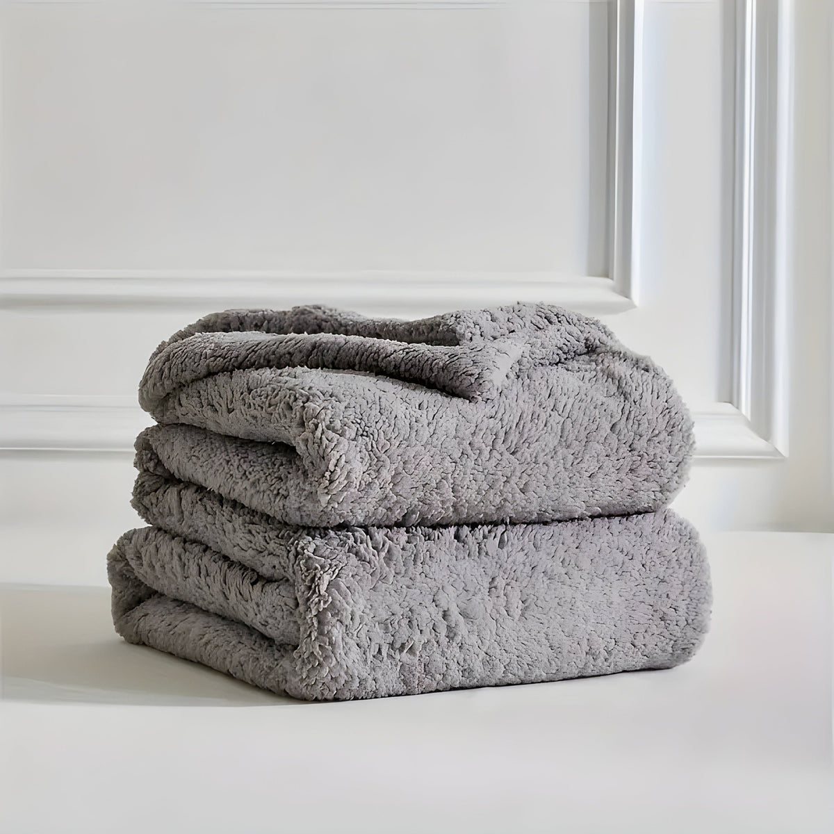 DoubleCozy Tæppe – Afslappet Dobbeltsidet Sherpa-fleecetæppe