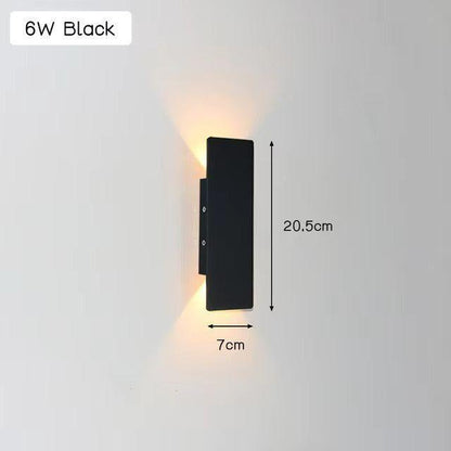 Elegant Weather-Resistant LED Wall Light for Outdoor Spaces