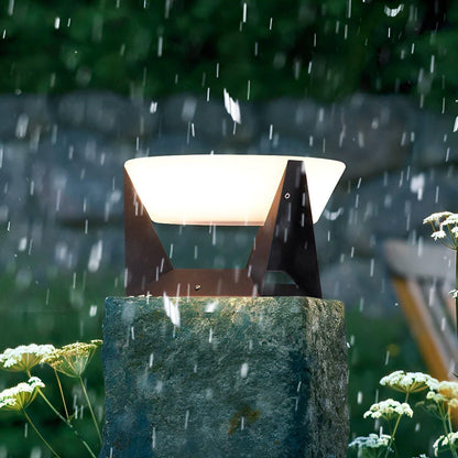 Elegant Solar-Powered Japanese Garden Lamp