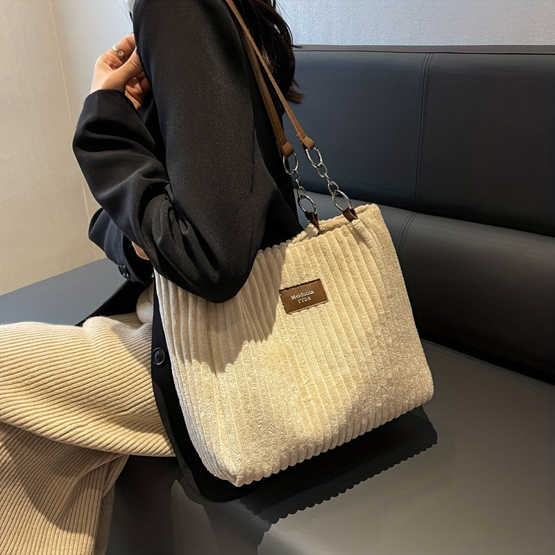 Corduroy crossbody taske detalje af kæderem