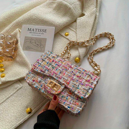 Skuldertaske i tweed set fra siden – mål og størrelse
