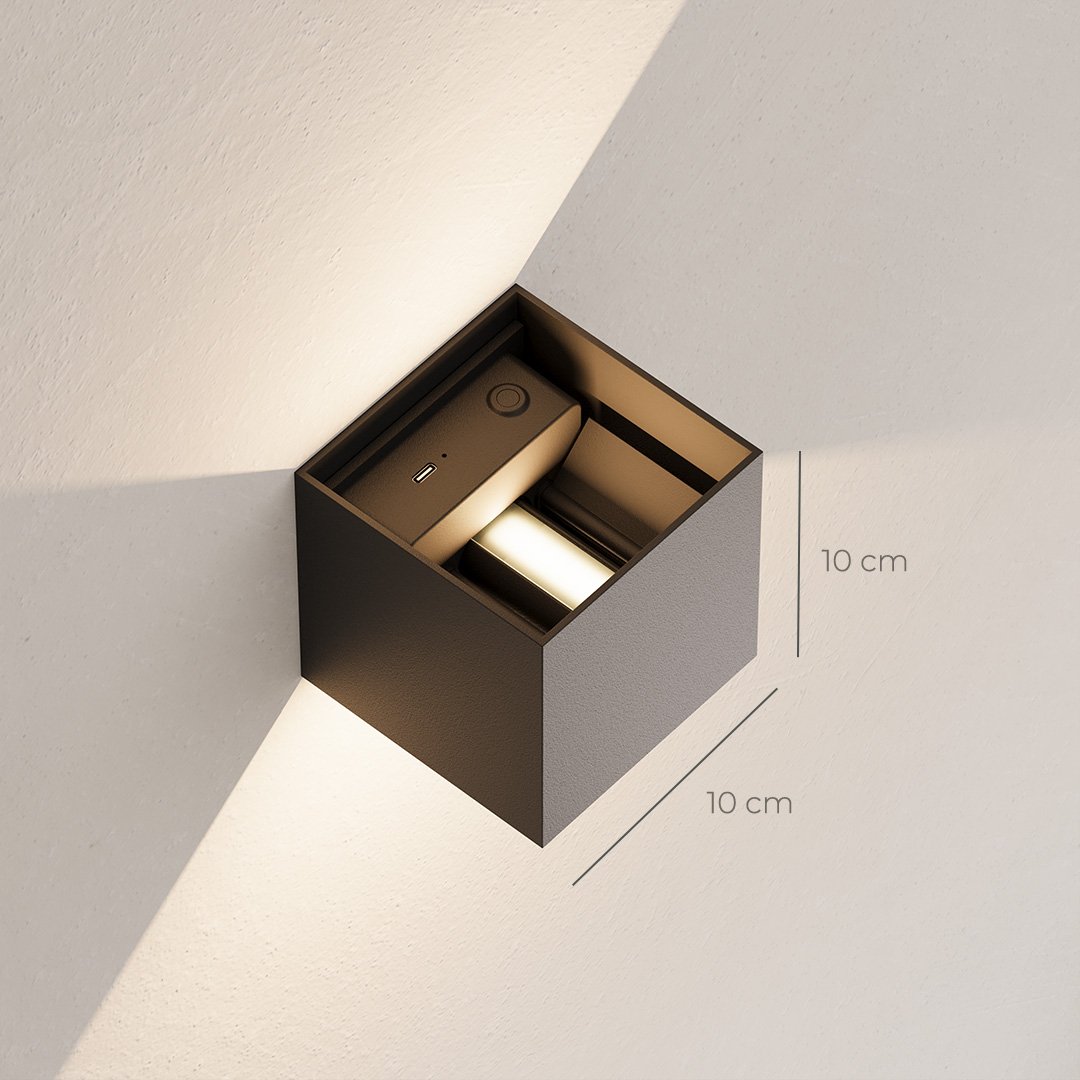 Væglampe i funktion – 530 lumen varm hvid belysning