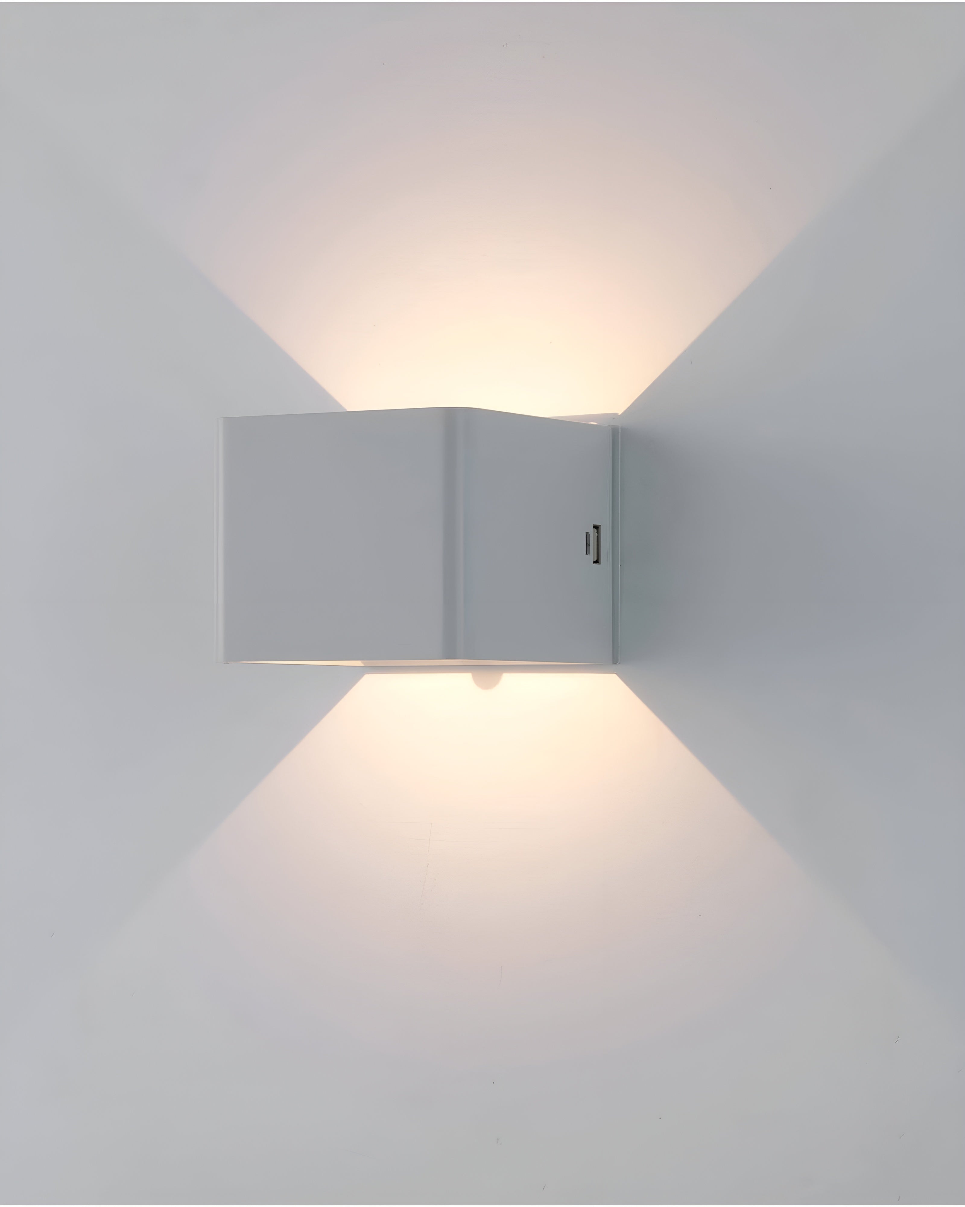 Elegant Rechargeable Wall Lamp with Motion Sensor**Product Title:**  Lysfjord: Elegant Motion Sensor Wall Lamp for Modern Spaces