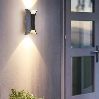 LED væglampe set fra siden – mål og dimensioner