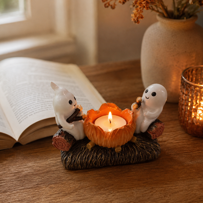 Halloween lysestage i resin opstillet som efterårsdekoration