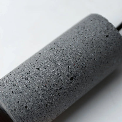 Akselund Pendellampe – Nordisk Vintage Loftlampe i Cement og Metal - Lioren