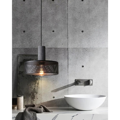Akselund Pendellampe – Nordisk Vintage Loftlampe i Cement og Metal - Lioren