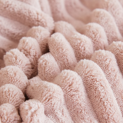 Varmt fleece tæppe foldet sammen – let og transportvenligt