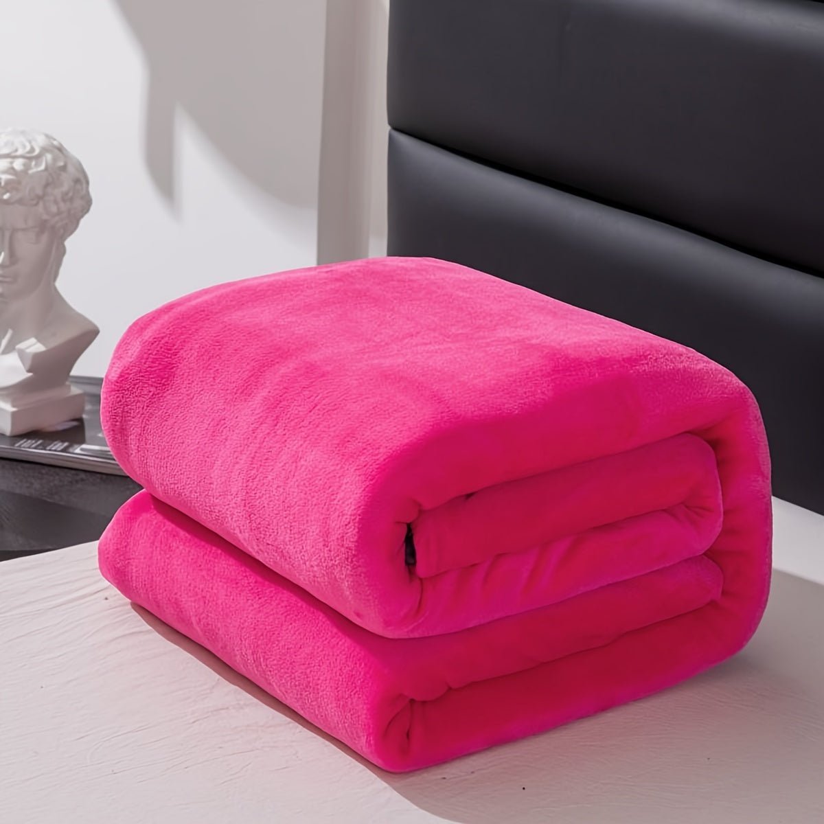 Fluffy Tæppe i Blødt Polyester – Komfortabelt og Alsidigt Tæppe til Sofa og Seng, Perfekt til Alle Sæsoner 7