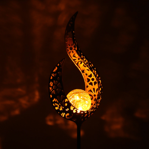 Elegant havelampe med solcelle og varm hvid LED-belysning