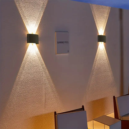 LED-væglampe med halvt indbygget montering og komplet installationsmateriale