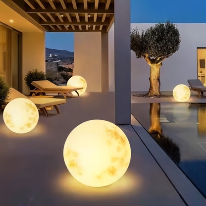 LunaSol Havenes Solcellelampe – Magisk Månedesign til Udendørs Belysning [solcellelamper til haven] 1