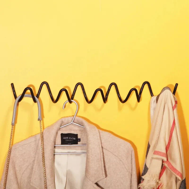 Metal Vægkrog – Minimalistisk Opbevaring til Jakker og Tasker | Elegant Design til Dit Hjem 2