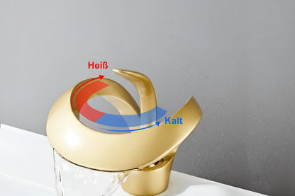 Minimalistisk Håndvaskarmatur i Messing – Elegant Armatur til Badeværelse med Effektiv Temperaturkontrol 3