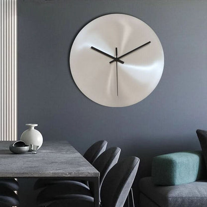 Minimalistisk Vægur i Rustfrit Stål – Elegant, Lydløs Tidsmåler til Moderne Hjem 0