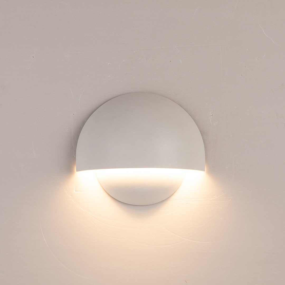 Moderne LED Facadelampe – Elegant Belysning i Rustfrit Stål til Indendørs og Udendørs Brug, Energibesparende Design 2