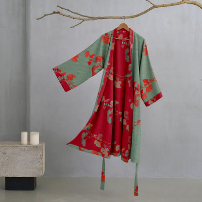 Kimono badekåbe i let luftigt materiale – livsstilsbillede