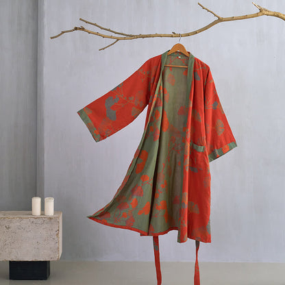 Kimono badekåbe med ginkgo-print – farvekombination sort og rød
