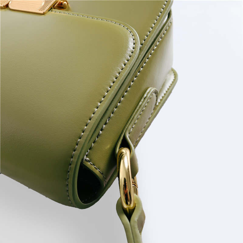 Skuldertaske til dame i læder – bærevisning crossbody
