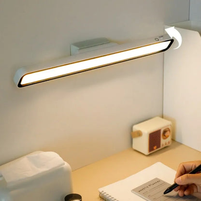 Trådløs LED-lysbalk i hvid – minimalistisk design