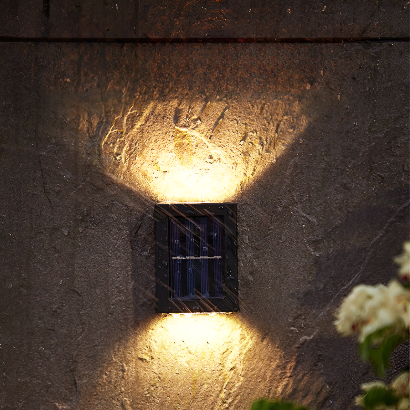 Selora Udendørs Solcellelampe – Elegant LED Belysning til Haver og Facader [udendørslamper] 4