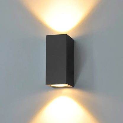 Smarte Seralyn Udendørs Væglampe – Minimalistisk Design, IP65 Vandtæt, Energieffektiv Belysning [udendørs væglampe] 1