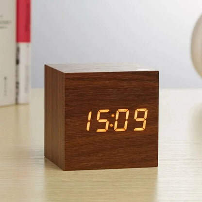 Stort Vægur i Træ – Elegant, Lydløst Design til Stue og Kontor | Retro Charme og Stilfuld Indretning 0