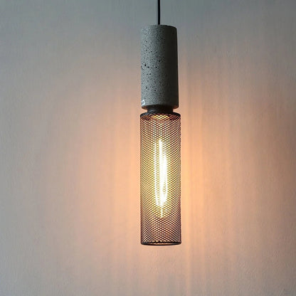 Akselund Pendellampe – Nordisk Vintage Loftlampe i Cement og Metal -Lioren
