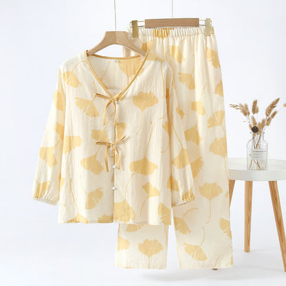 Nærbillede af ginkgo-bladmønsteret på stoffet