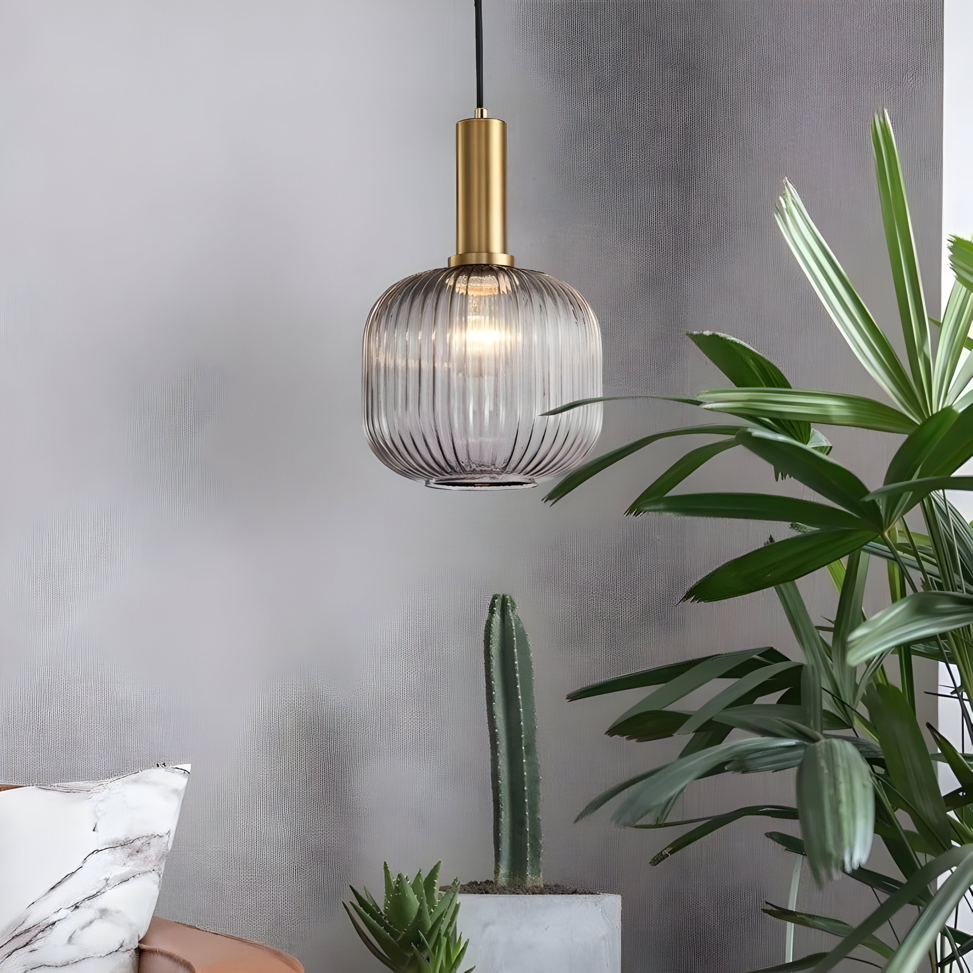 Sivren Vintage Glass Pendant Lamp - Timeless Elegance