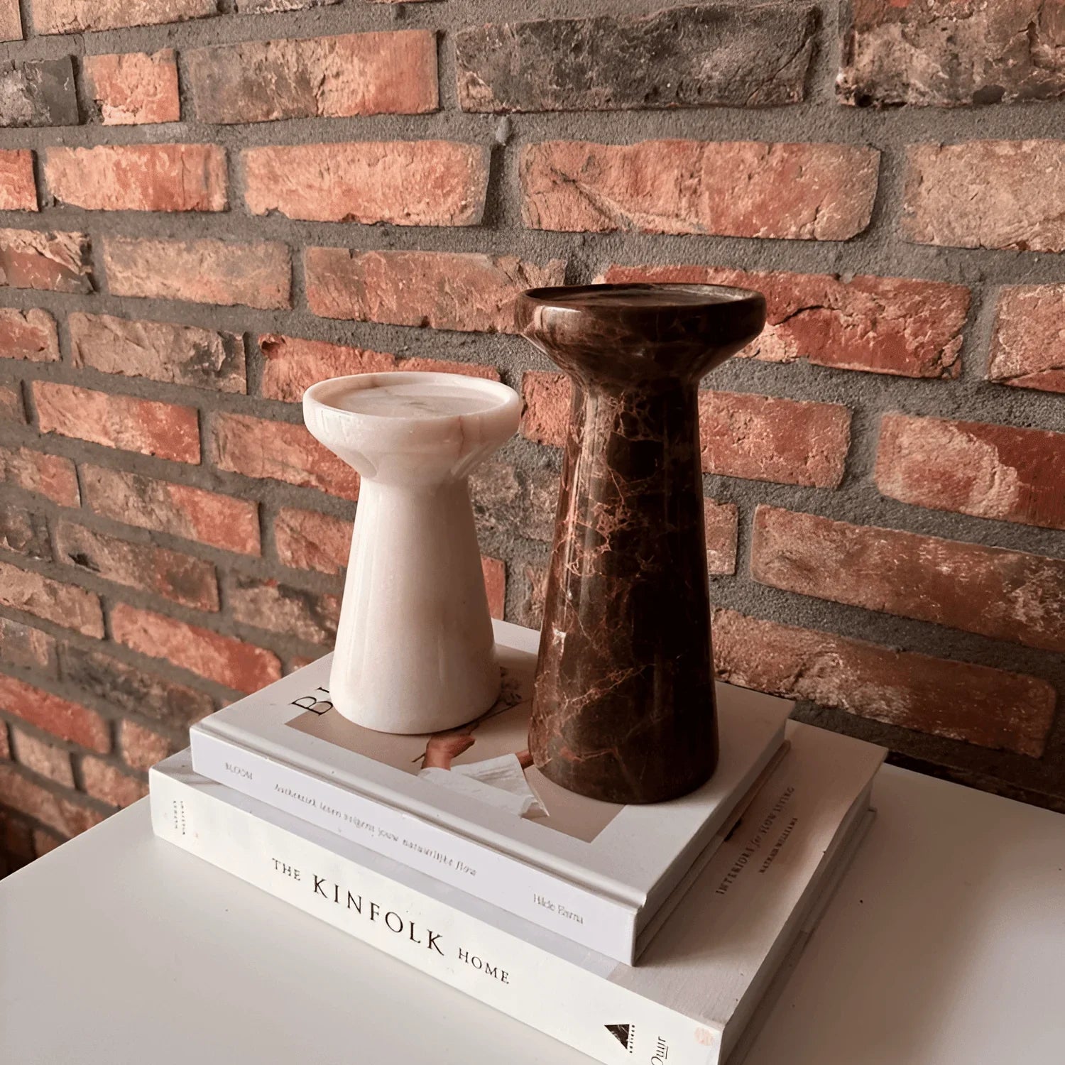 Luna Marmarlysestage – Minimalistisk Lysestage i Naturmarmor - Lioren
