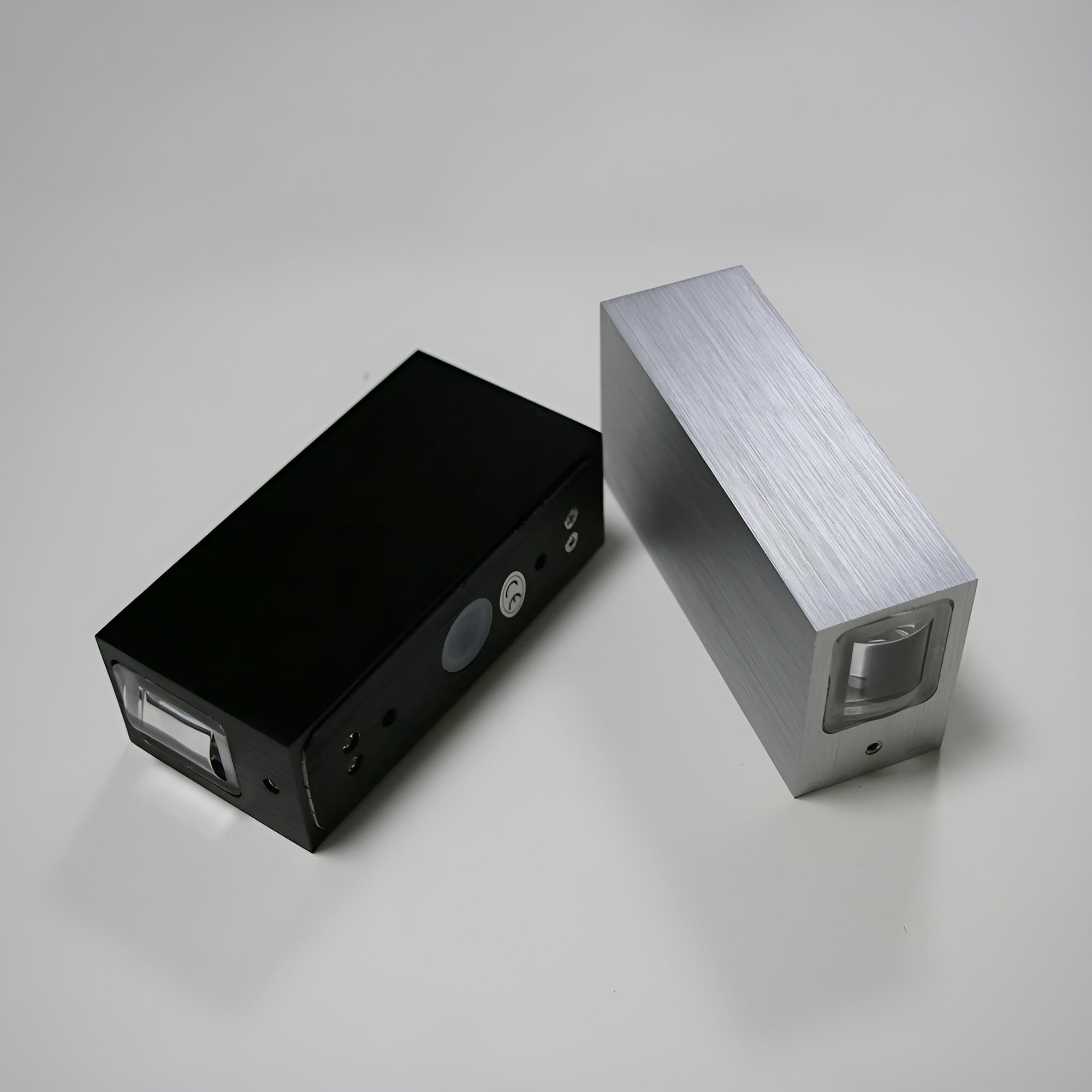 Mjørn - Elegant Waterproof Outdoor Wall Lamp