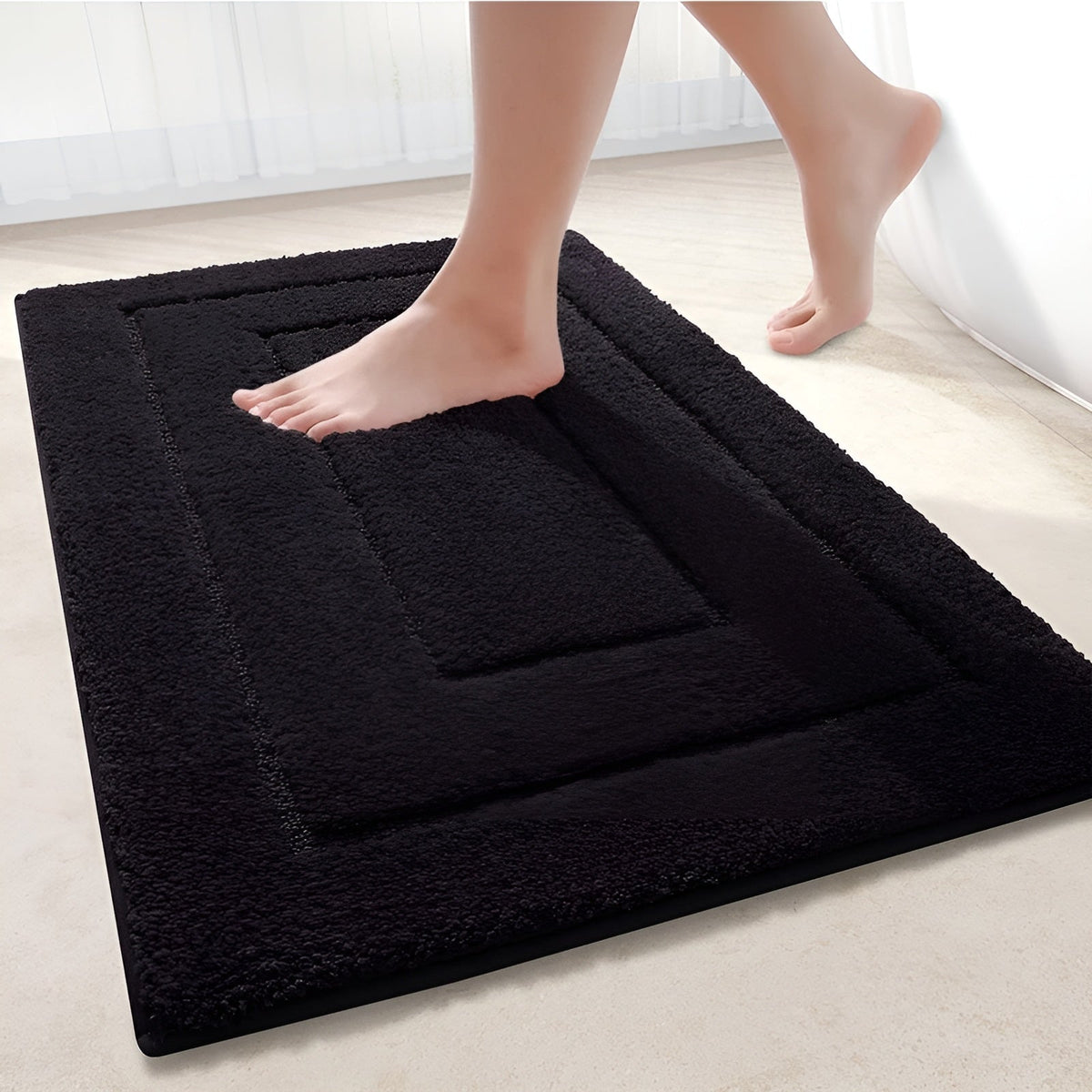 Mikrofiberbademåtte 41x61 cm i sort – skridsikker og maskinvaskbar