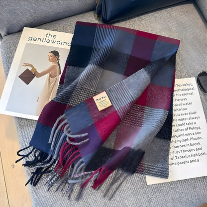 Cashmere-vintersjal foldet og vist forfra