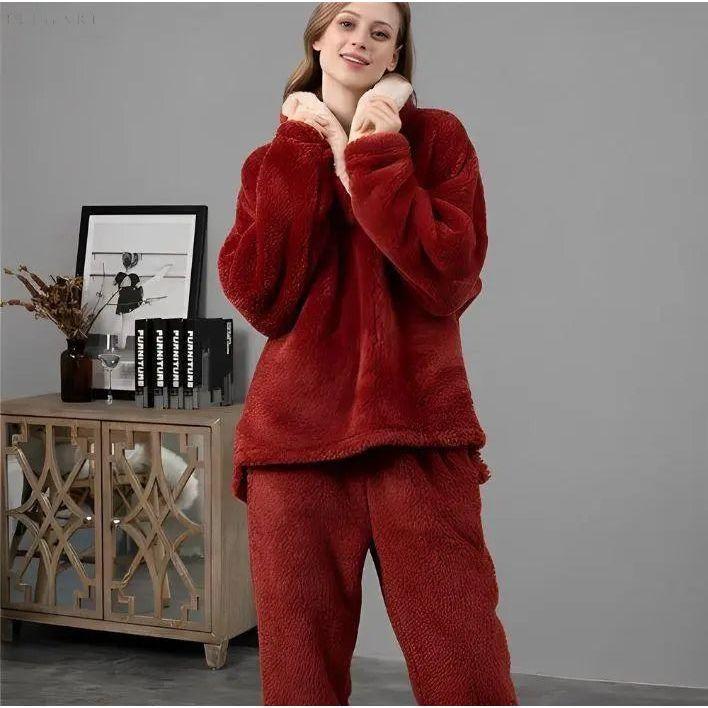 Tori – Sherpa-fleece Pyjamas: Varm og Hyggelig
